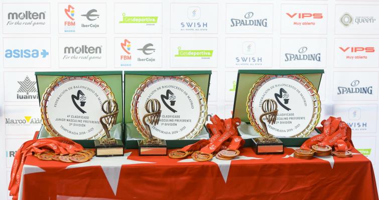 Entrega de trofeos del Día de Júnior