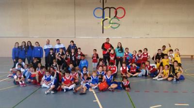 Babybasket - Colegio Amorós. 17 de abril de 2016 - Foto 1