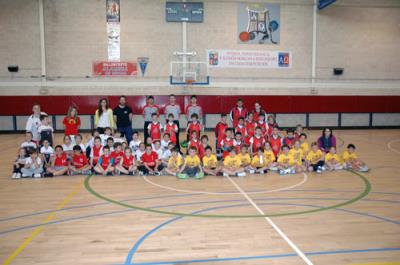 Babybasket - Colegio Alameda de Osuna. 24 de abril de 2016 - Foto 8